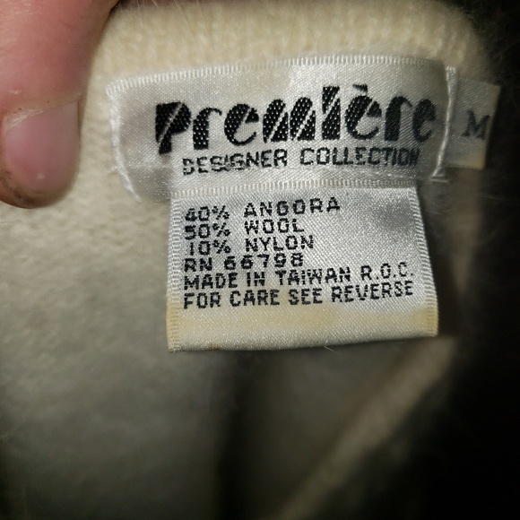 Vintage Angora Sweater - Picture 3 of 3